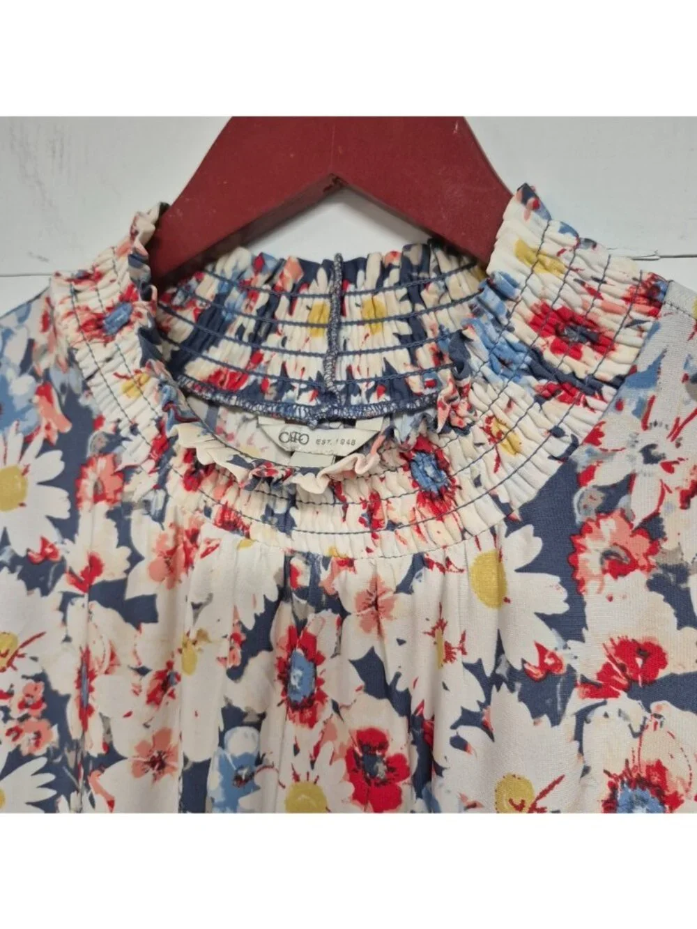 CATO Floral Sleeveless Blouse With Smocked Neckline Size 18/20W Daisy Print - Picture 2 of 6